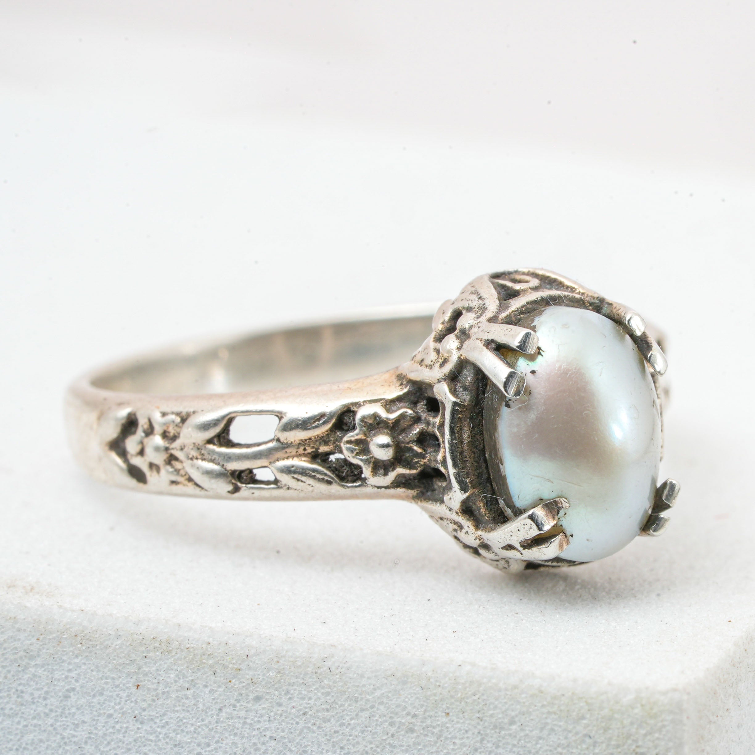 White Pearl Silver Ring